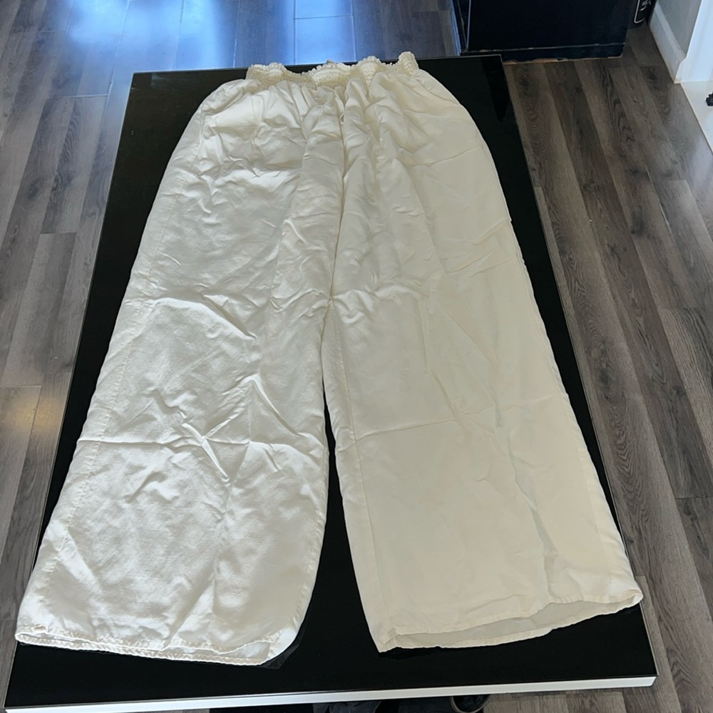 Forever 21 cream colored dress pants